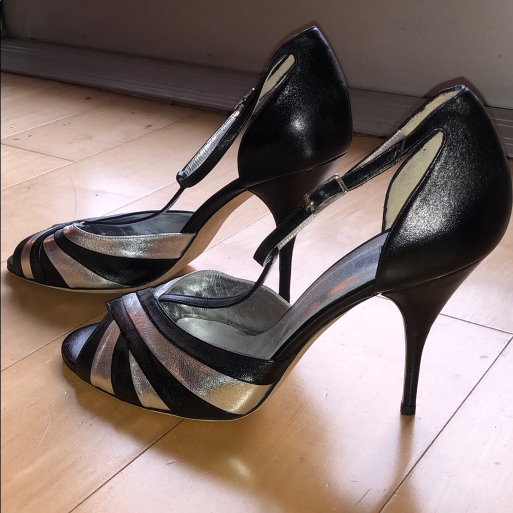 Mary Norton t-strap black/silver heels